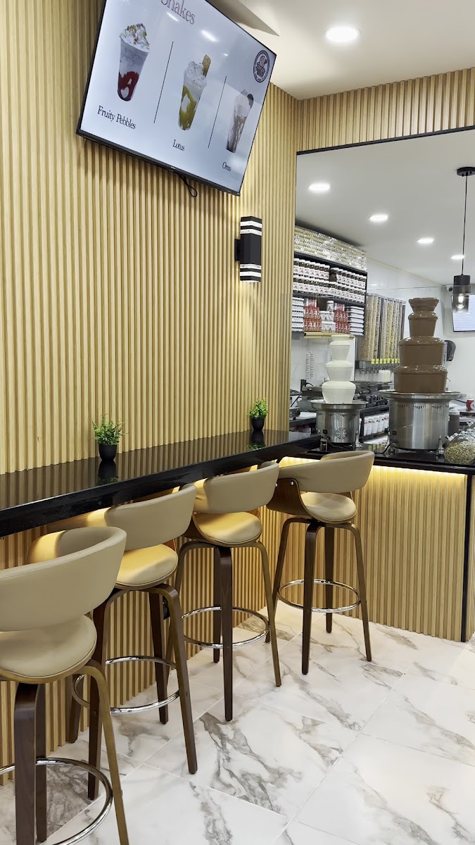 Crepe House Castle Hill Ave - photo 3