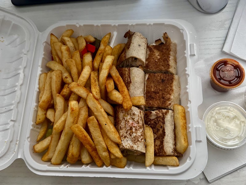 Nour Al Sham Halal Shawarma - photo 3