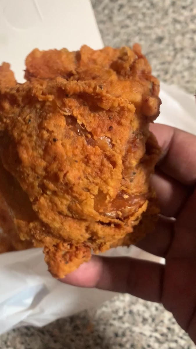 Medina Fried Chicken & Pizza - photo 2