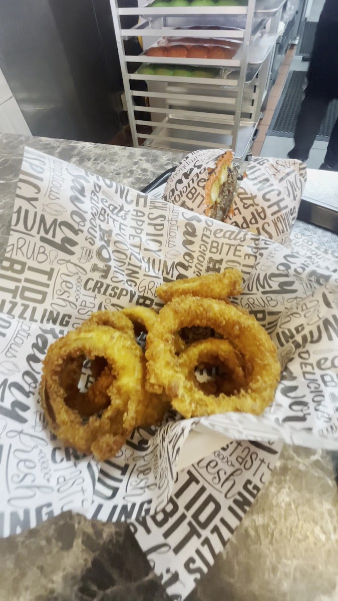 Burger Station - photo 3