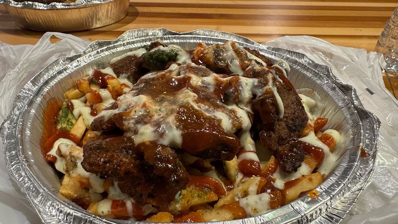 Avenue BBQ Hut - photo 2