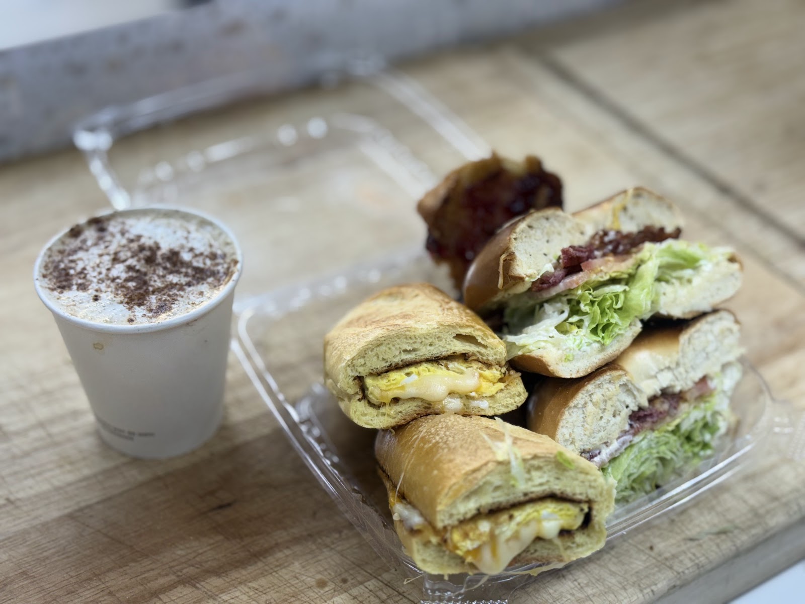 Bagels Mini Muffins Cafe - photo 5