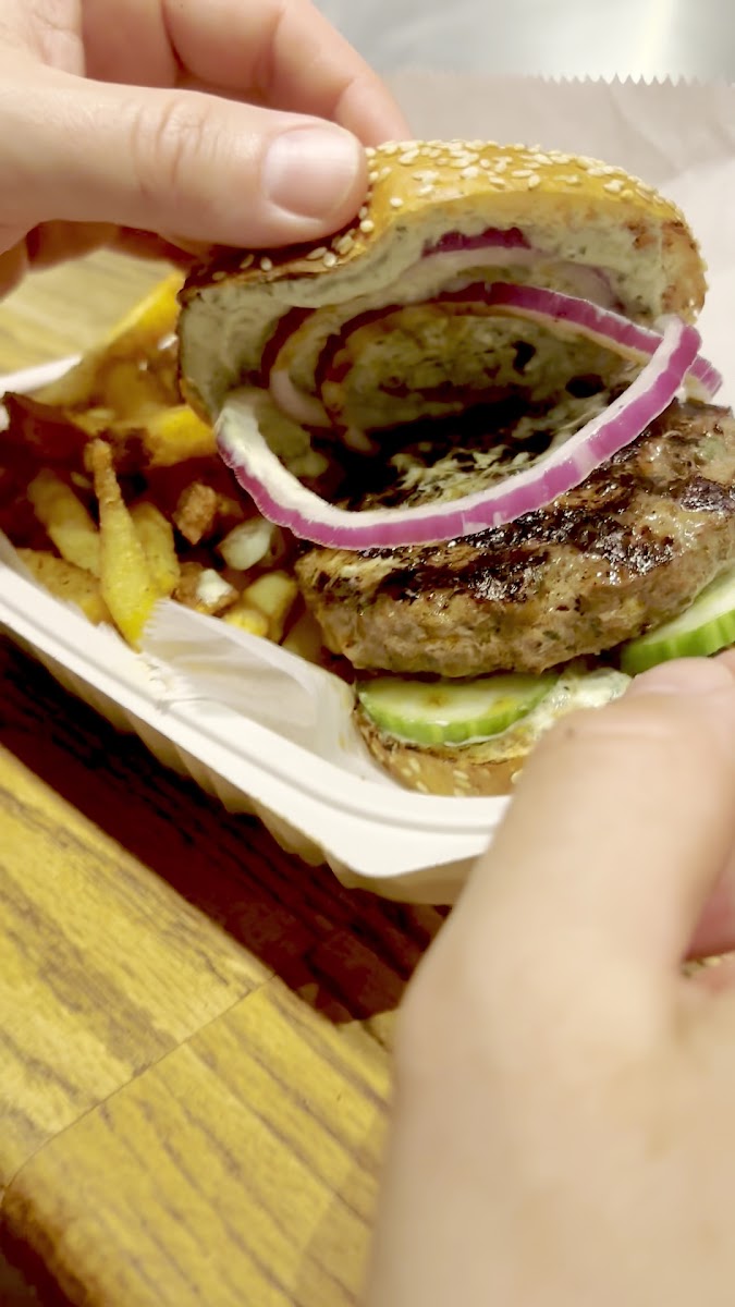 BK JANI at The Hugh - photo 3