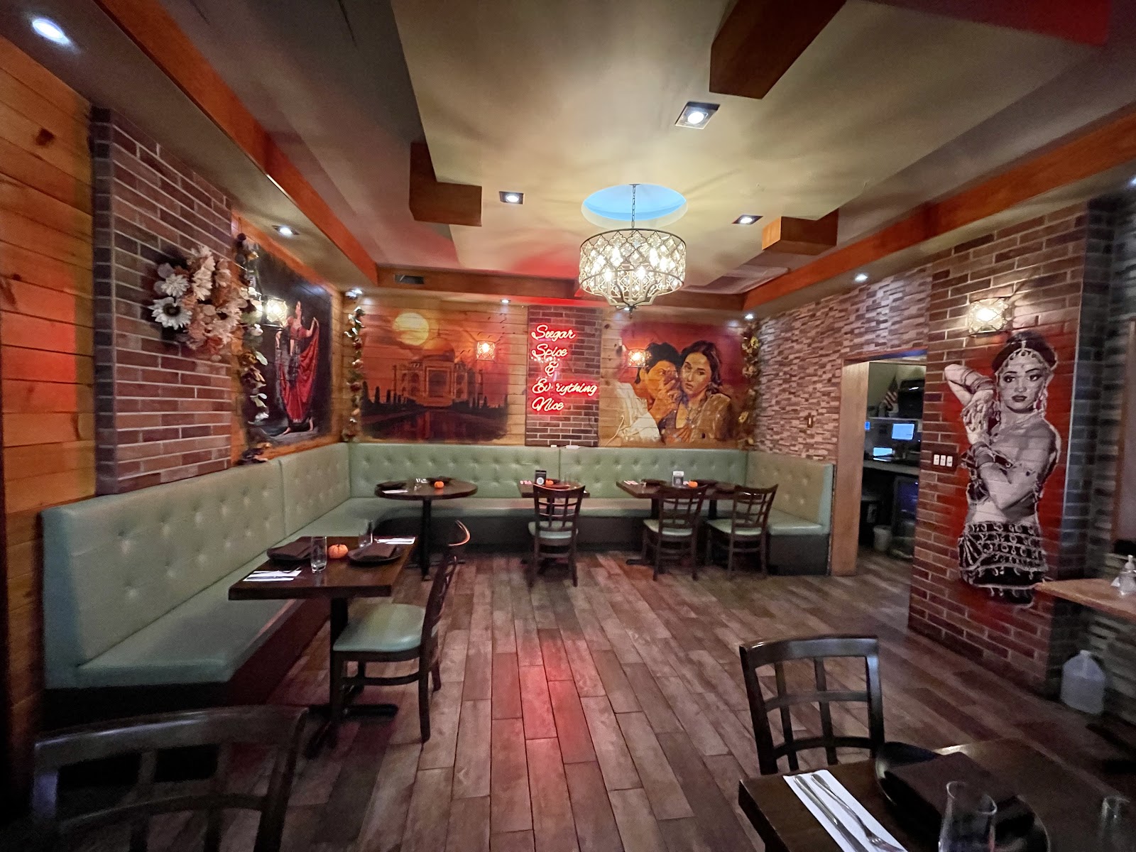 Aroma Indian Cuisine - photo 5