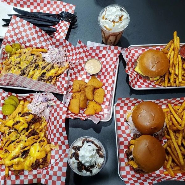 Buns N Shakes photo 1