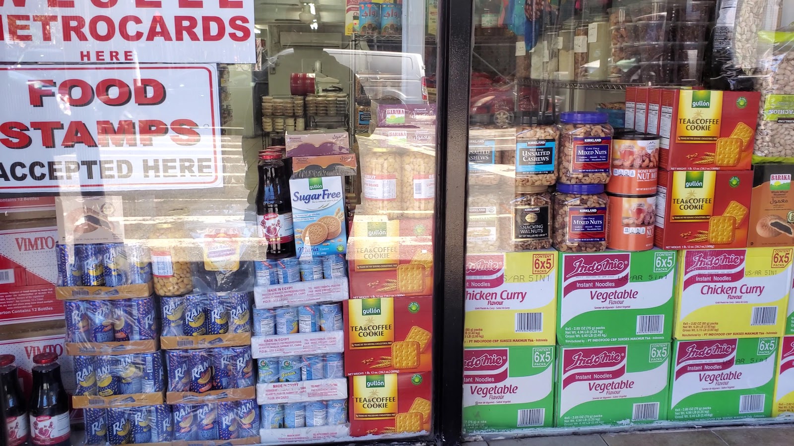 Halal Nouri Meat Market - photo 4