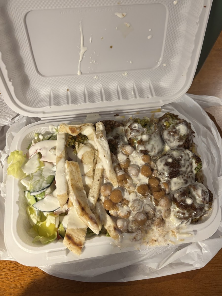 The Casbah - Halal Cart - photo 2
