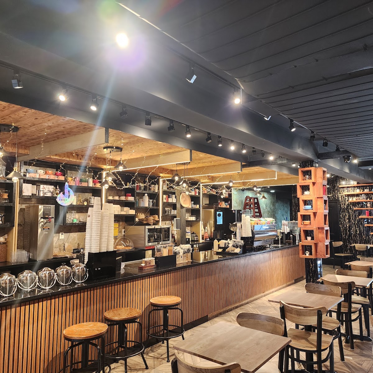 Qahwah House Coffee - Astoria Queens photo 5