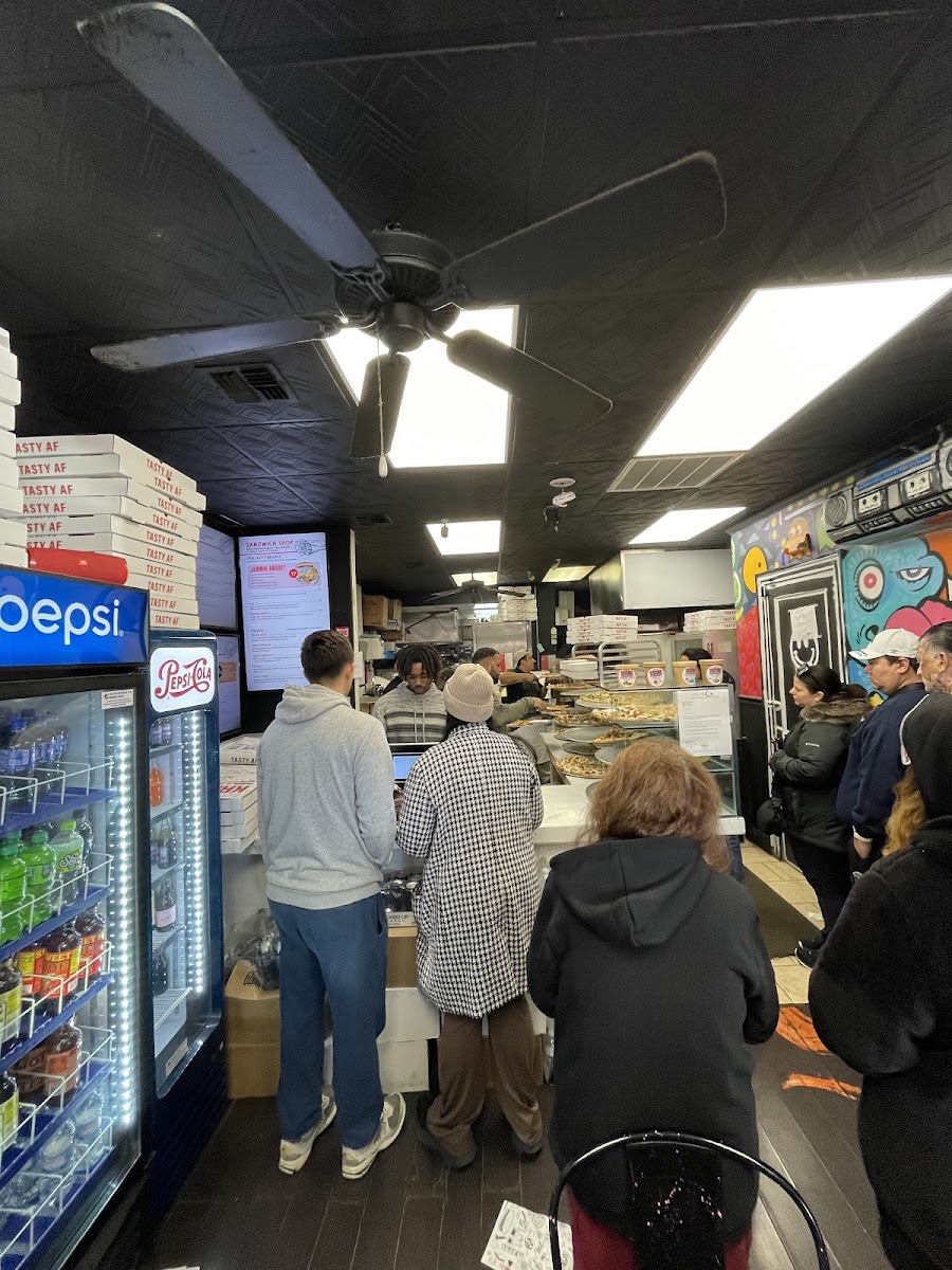 Krave It Pizza & Sandwich Joint photo 5