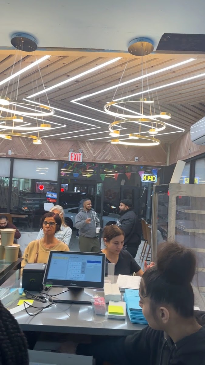 Layers Bakeshop - photo 3