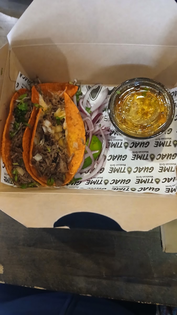 Guac Time Mexican Grill - photo 2