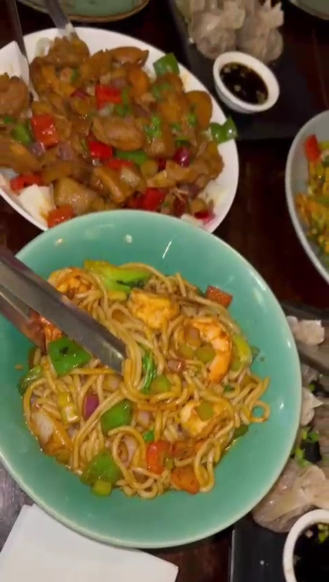 Jiang's Kitchen 疆湖 - Halal Chinese Food - photo 4