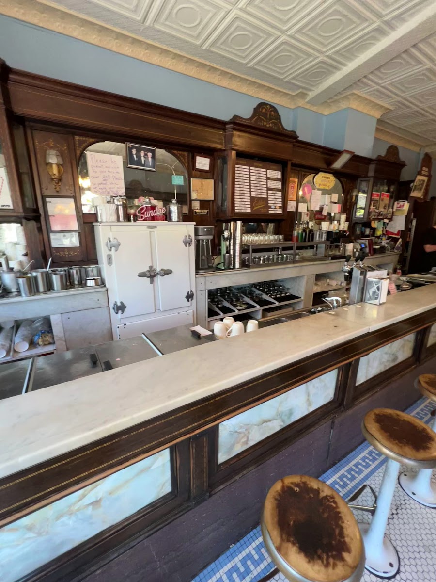 Eddie's Sweet Shop - photo 3