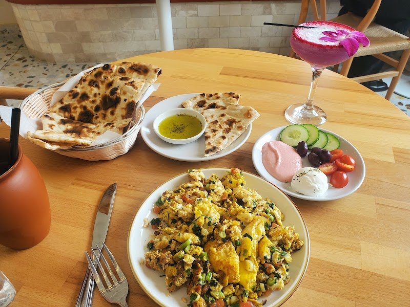 Karam Brunch House - photo 2