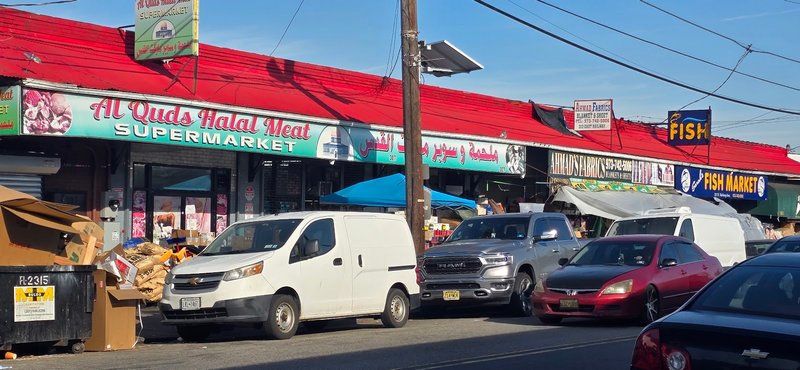Al Hilal Meat & Fish Market دجاج ولحم - photo 2