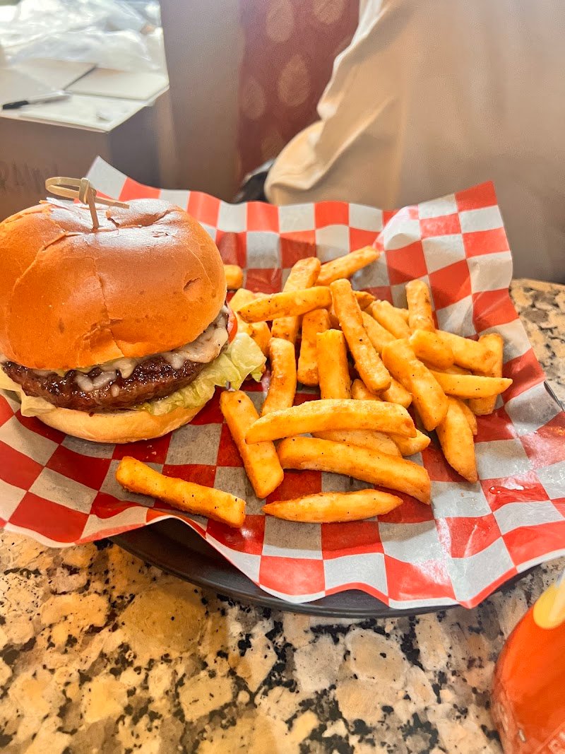 Habeebs Grill - photo 3