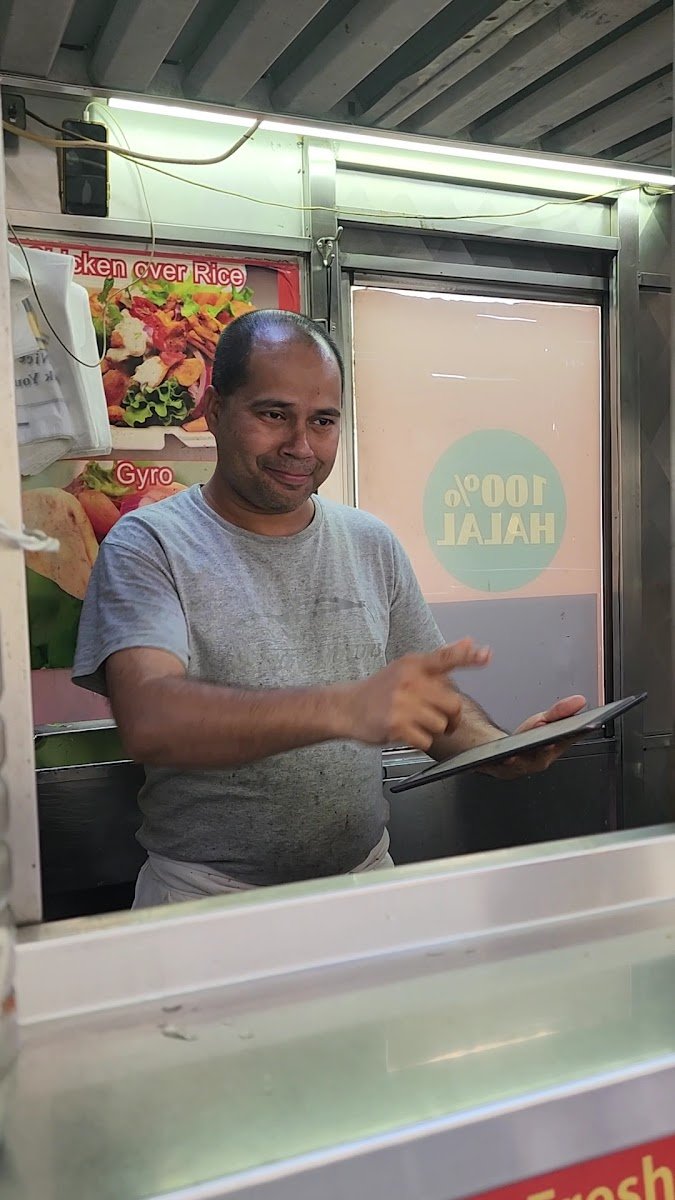 Soho Halal Guy (Food Cart) - photo 3
