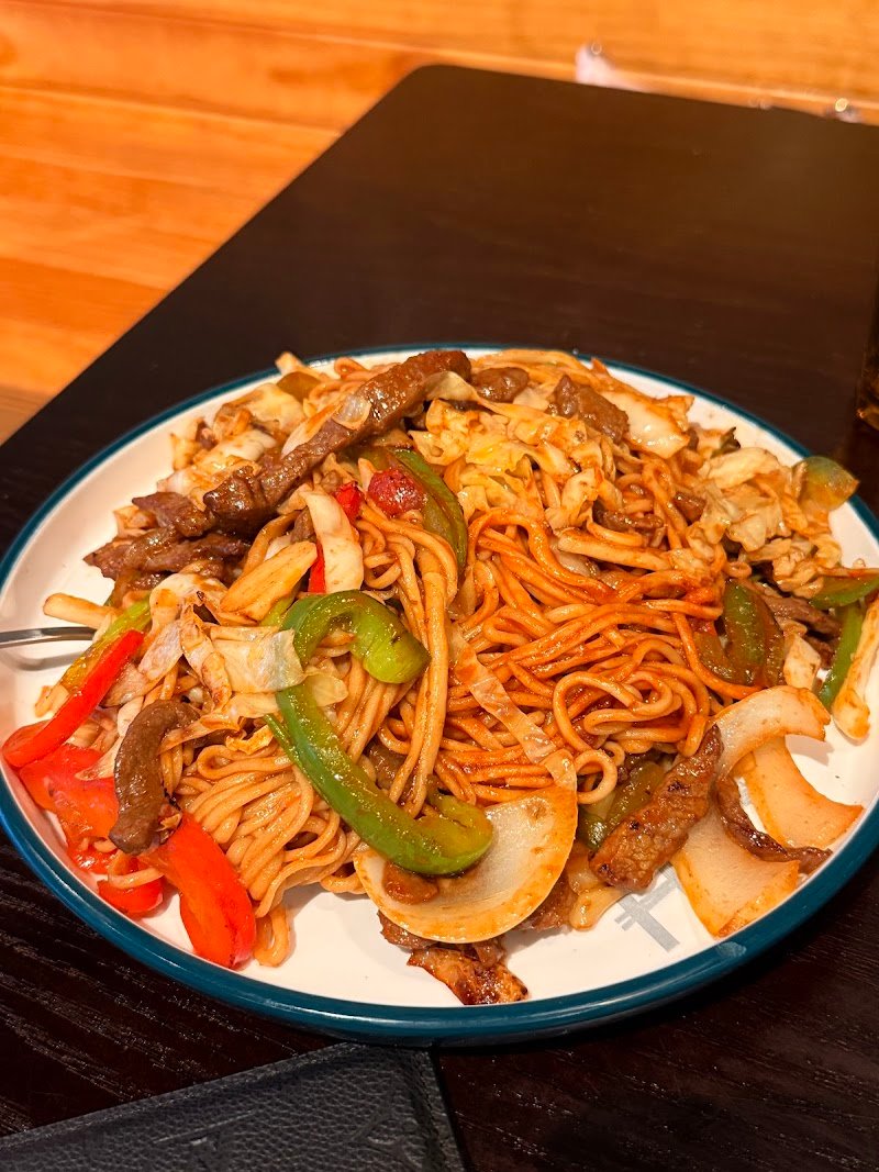 DH Noodles & Grill 敦煌兰州牛肉面 - photo 3