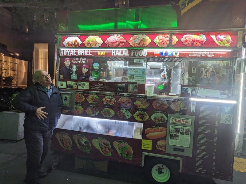 SADIQA HALAL FOOD - photo 4