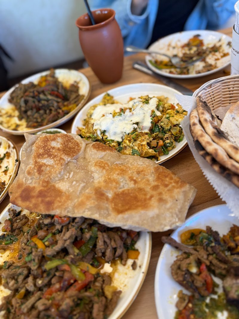 Karam Brunch House - photo 4