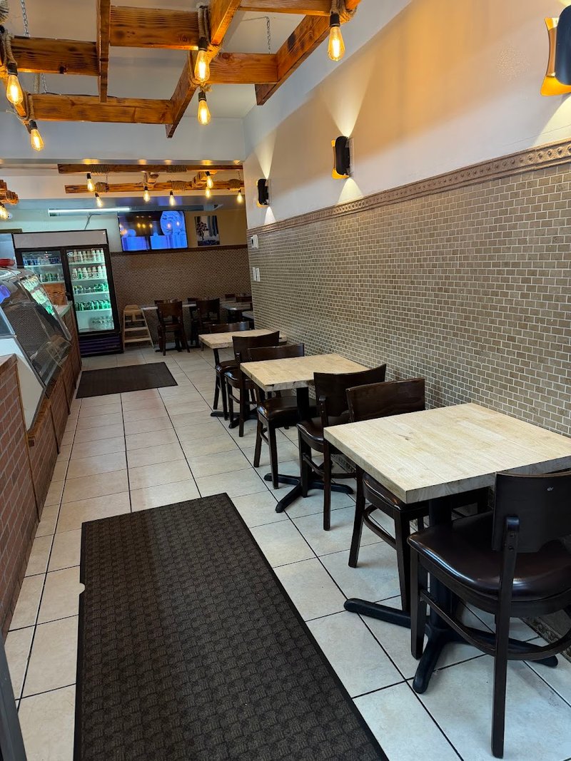 Houran Restaurant مطعم وشاورما حوران - photo 5