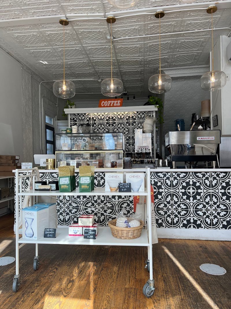 Hidden Grounds Chai & Coffee House - photo 2