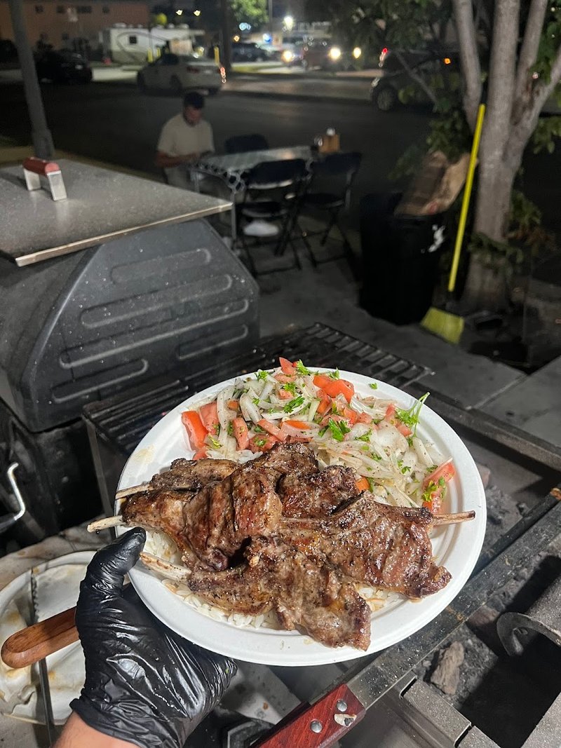 Lucky Mediterranean Grills - photo 5