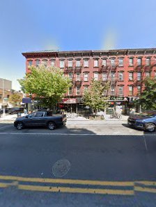 YOYO CHICKEN ( GRAND ST ) - photo 2