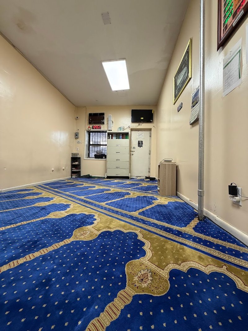 Broadway Masjid & Islamic Center - photo 5