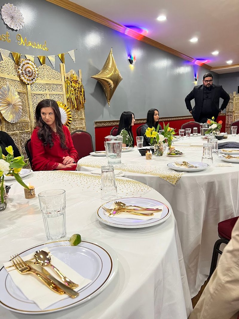 Tawakal Halal Tandoori Restaurant - photo 4
