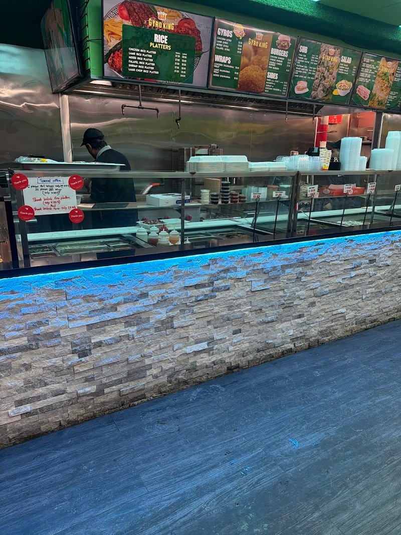 Halal Gyro King Deli - photo 5