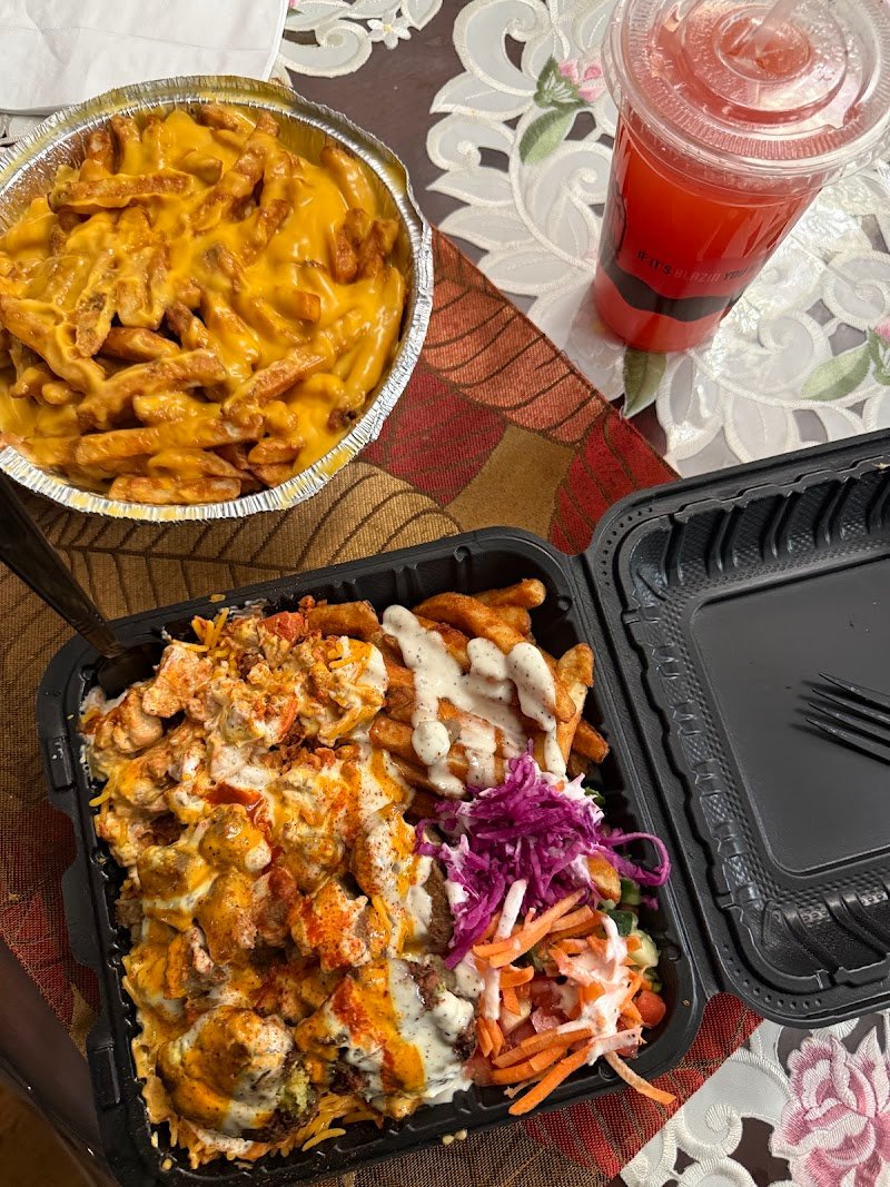 Blazin Chicken & Gyro - photo 2